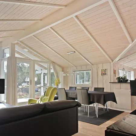 Abiorn - 2-5km From The Sea By Interhome