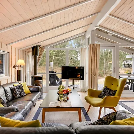 Abiorn - 2-5km From The Sea By Interhome