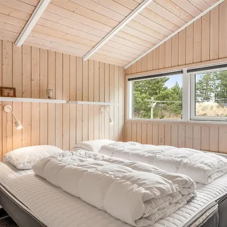 Abiorn - 2-5km From The Sea By Interhome
