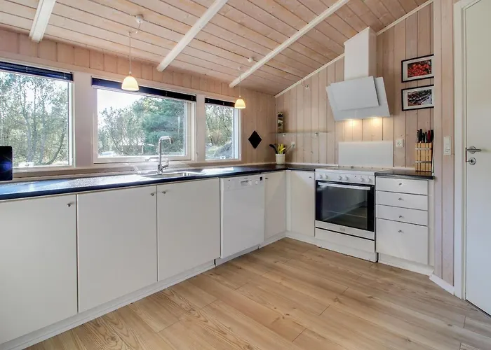 Abiorn - 2-5km From The Sea By Interhome *