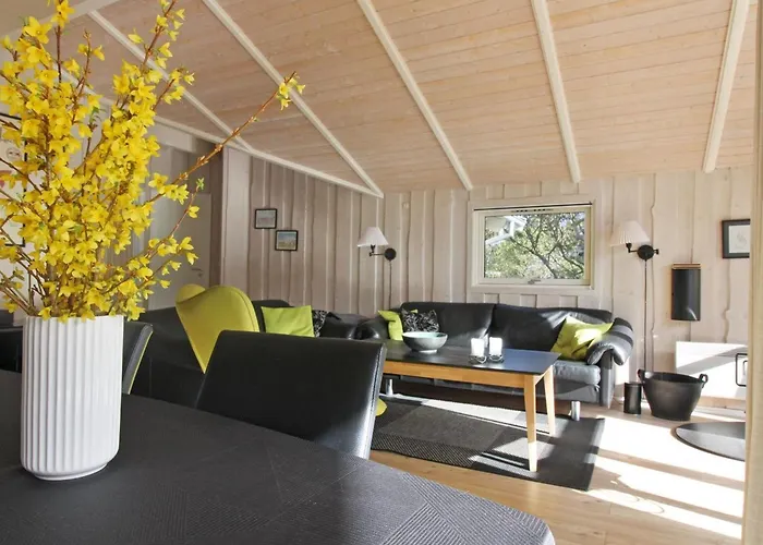 Abiorn - 2-5km From The Sea By Interhome بيت للعطل