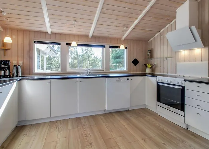 Holiday home Abiorn - 2-5km From The Sea By Interhome *